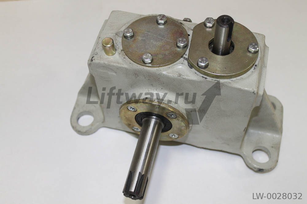 Редуктор привода ДК лифта г/п 630кг проем 1200 мм (ЩЛЗ)