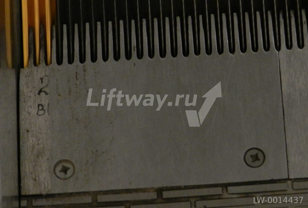 ДУБЛЬ M06396 Гребенка траволатора Sanyo, алюминиевая, левая, 22 зуба