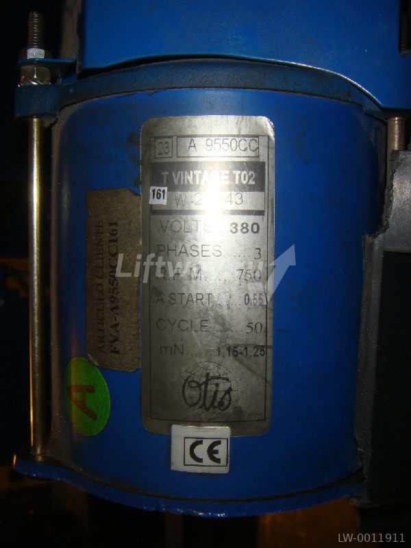 Электродвигатель привода ДК 9550CC Европа 2000 звезда AC380V 50Hz RPM750 с электротормозом