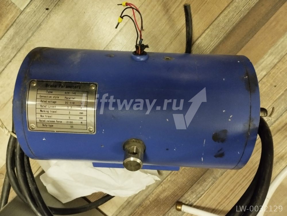 Тормоз электромагнитный DZE-14E катушка 110VDC 2100N 3.2A