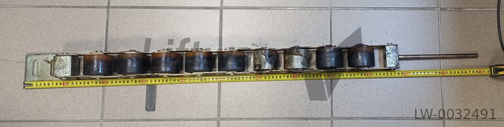 Прижимная роликовая цепь для эскалатора BLT (9 роликов 70-50мм, шаг 87мм, ось 220, d=12мм)