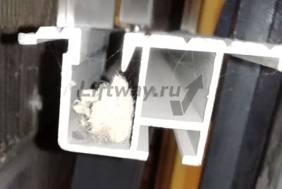 Порог алюмин. W=74мм L=1400мм централ. открывание