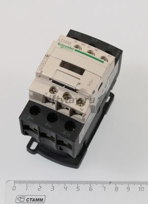 КОНТАКТОР D 3Р, 7.5 кВт,32 A,НО+НЗ,220VAC 50/60 ГЦ,ЗАЖИМ ПОД ВИНТ