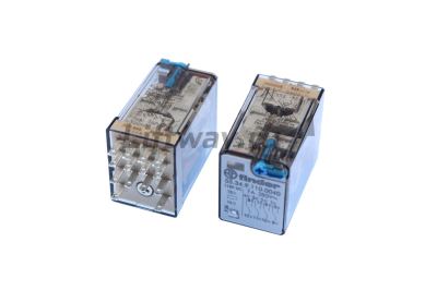 Промежуточное реле; 4 перекидных контакта 7А, катушка 110VDC