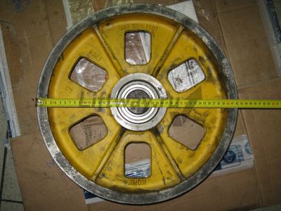 (ДУБЛЬ M07930) Отводной блок лифта Kone 410x6x8