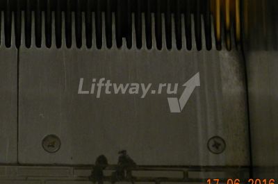 ДУБЛЬ M06394 Гребенка траволатора Sanyo, алюминиевая, правая, 22 зуба